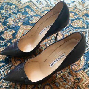 Manolo Blahnik, BB, 105mm Black Kid Leather Point Toe Pumps Heels - Size 37